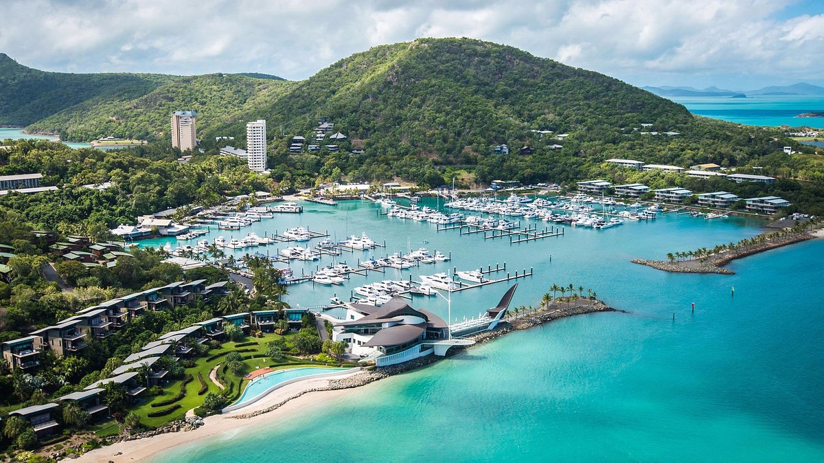 hamilton island: a brilliant escape where the sea sets the pace