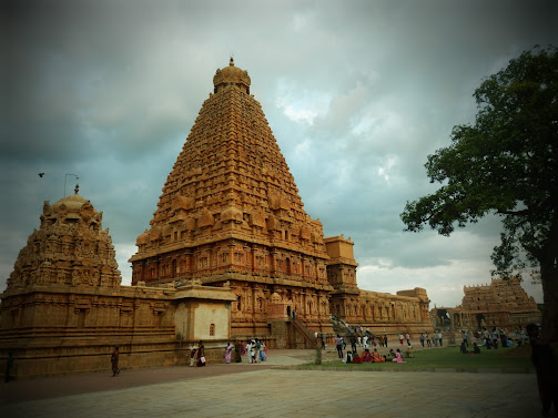 Brihadeeswara Temple: The 1,000-Year-Old Marvel That Still Feels Alive brihadeeswara temple: the 1,000 year old marvel that still feels alive